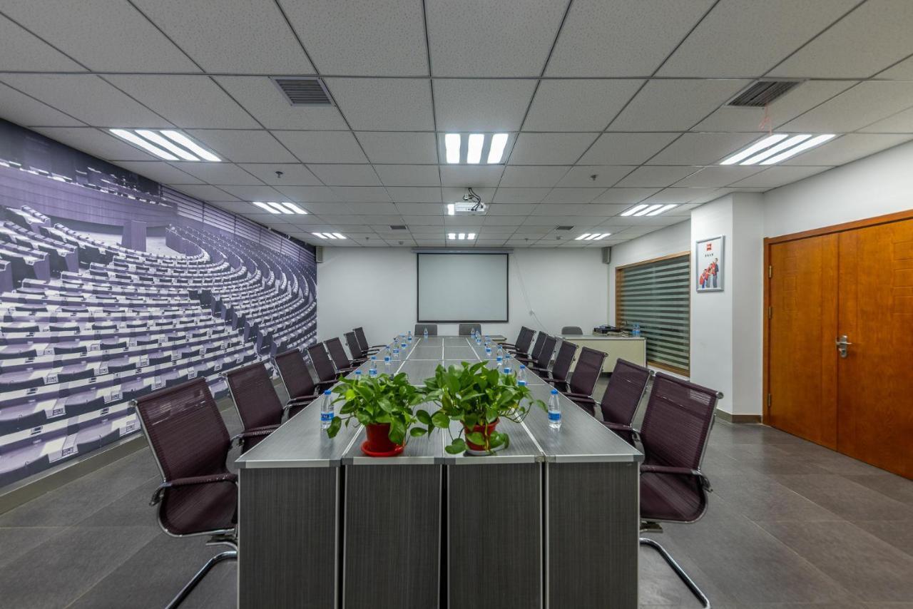 Zhangye Gov Station Bagian luar foto